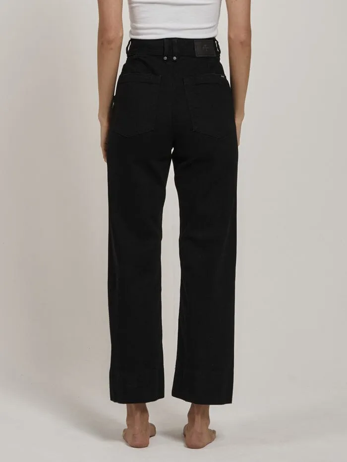 Belle Stretch Jean - Black Rinse