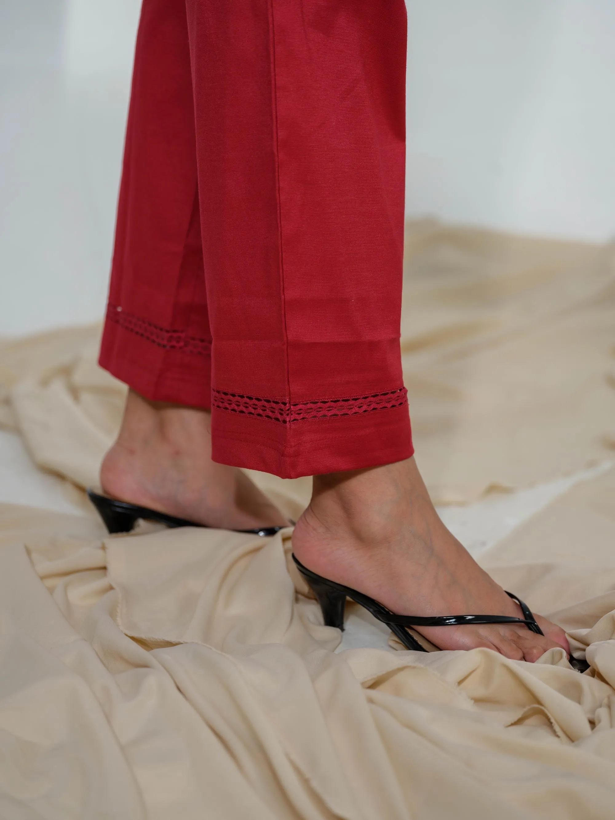Full broad elasticated pants