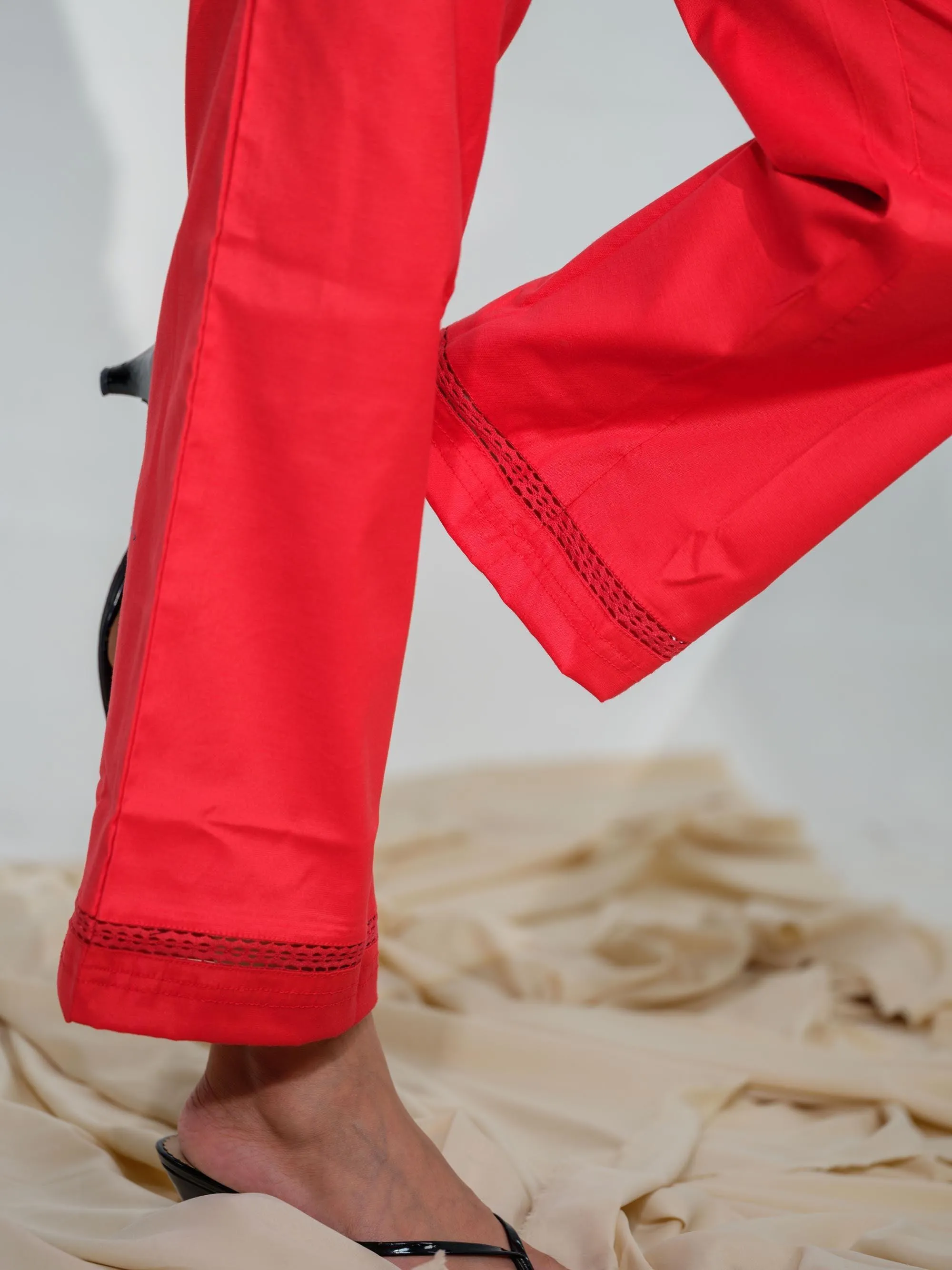 Full broad elasticated pants