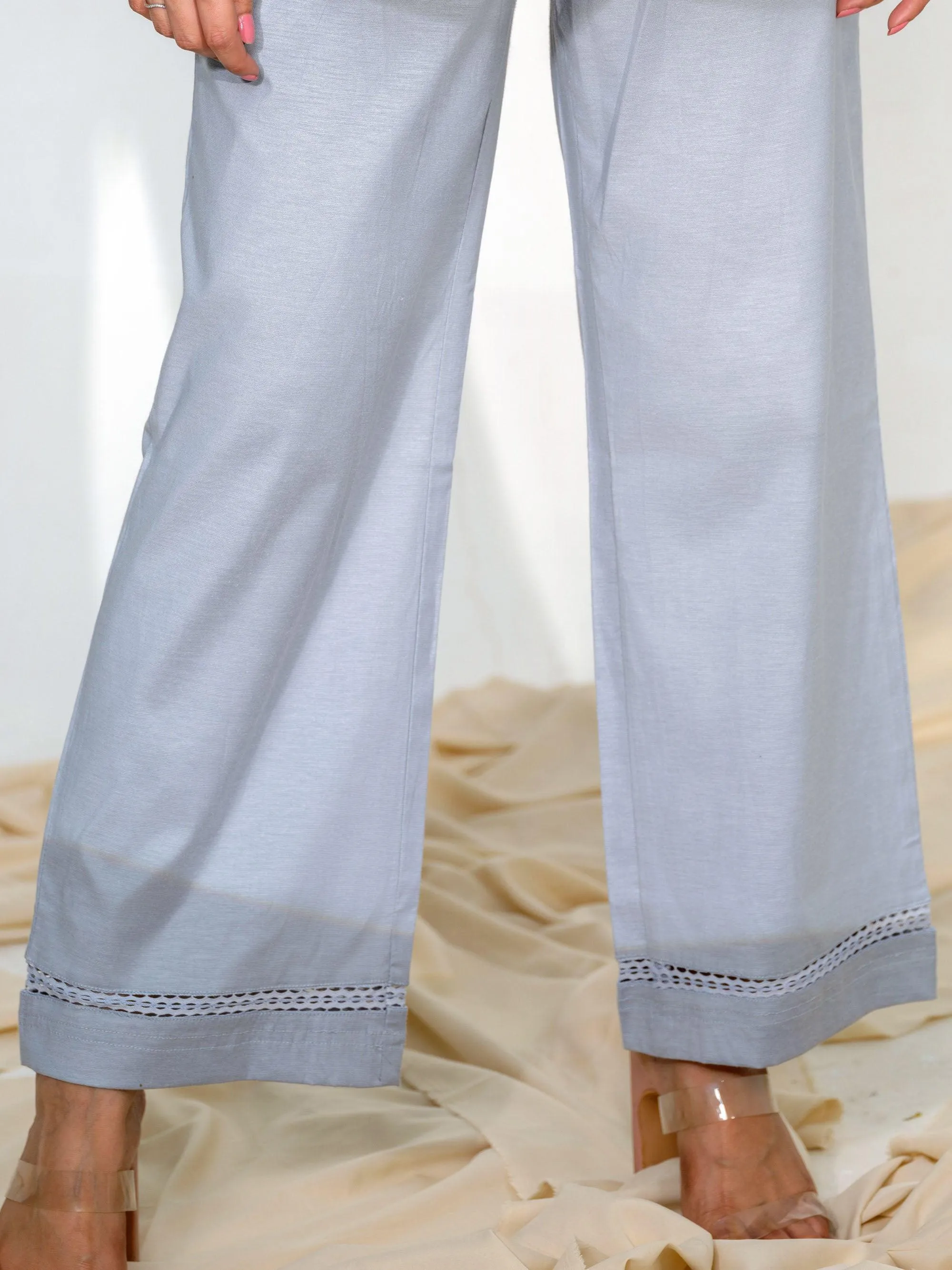 Full broad elasticated pants