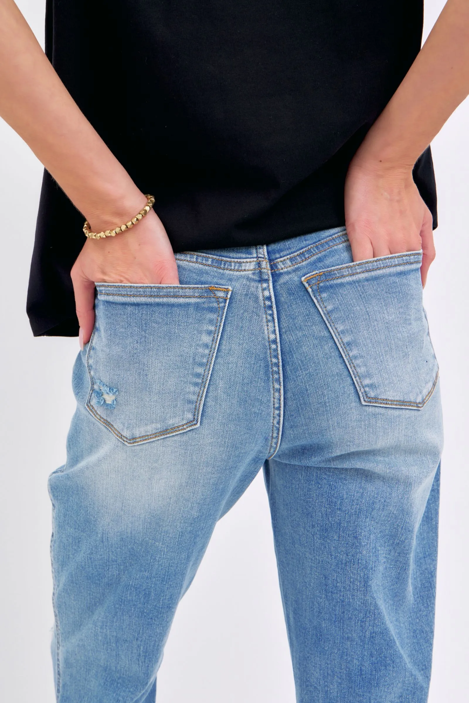 Judy Blue High Waist Patch Pocket & Destroy Boyfriend Denim 88825