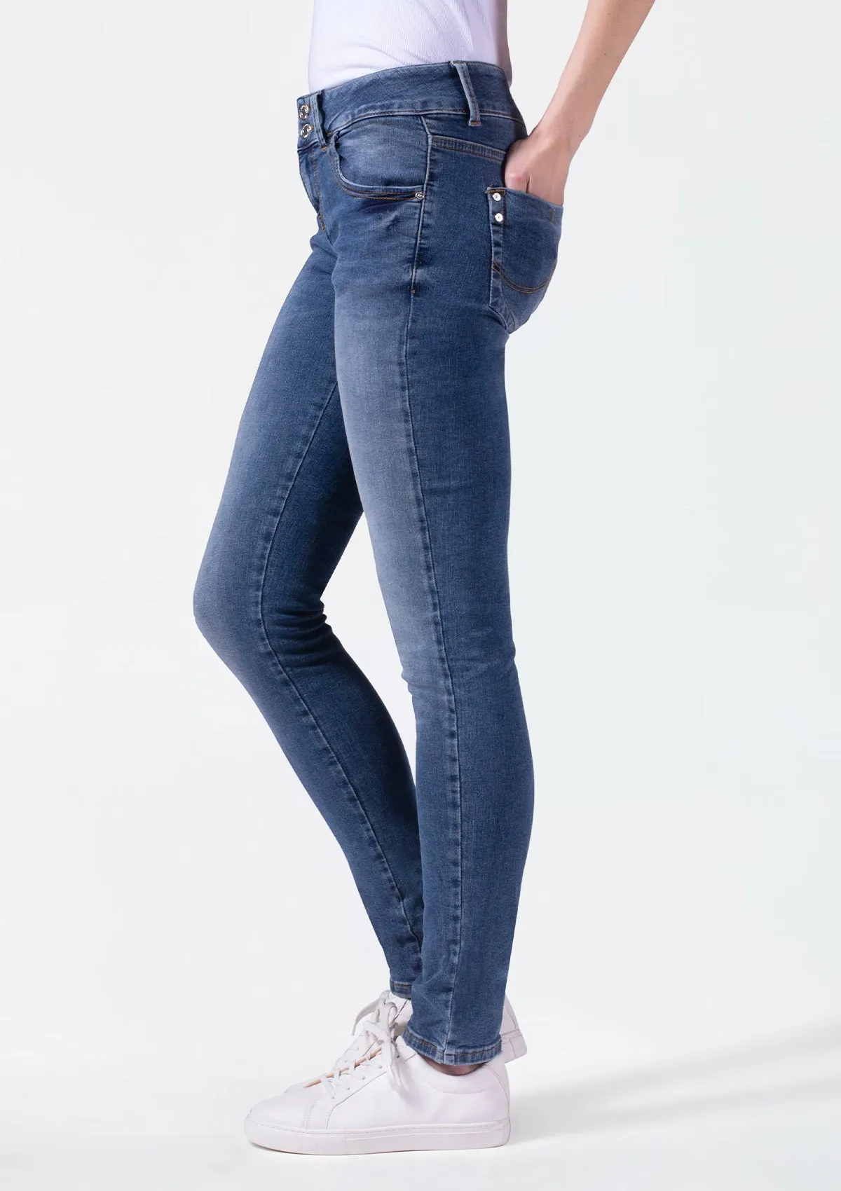Molly M Juana Mid Rise Slim Jean