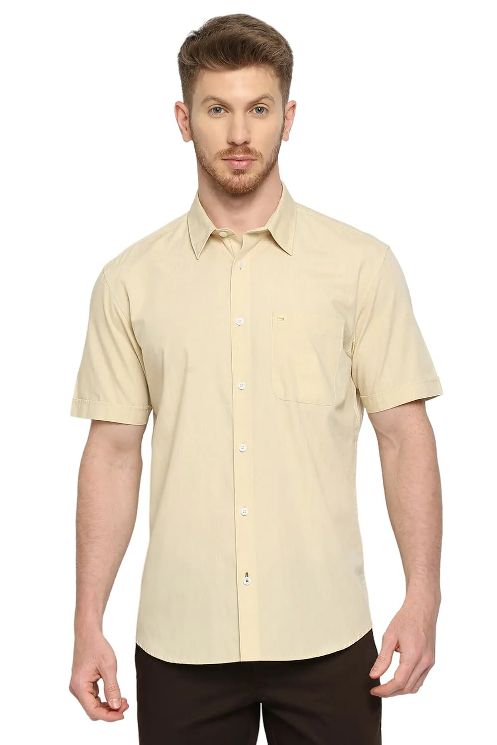 Slim Fit Cotton Polyester Viscose Halfsleeves Shirt