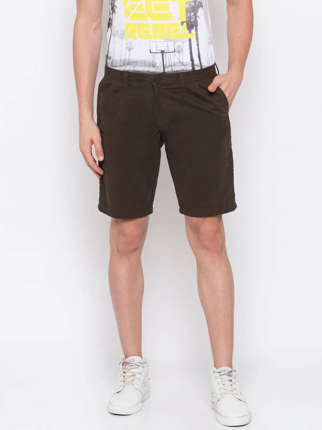 Spykar Men Green Cotton Slim Fit Casual Shorts