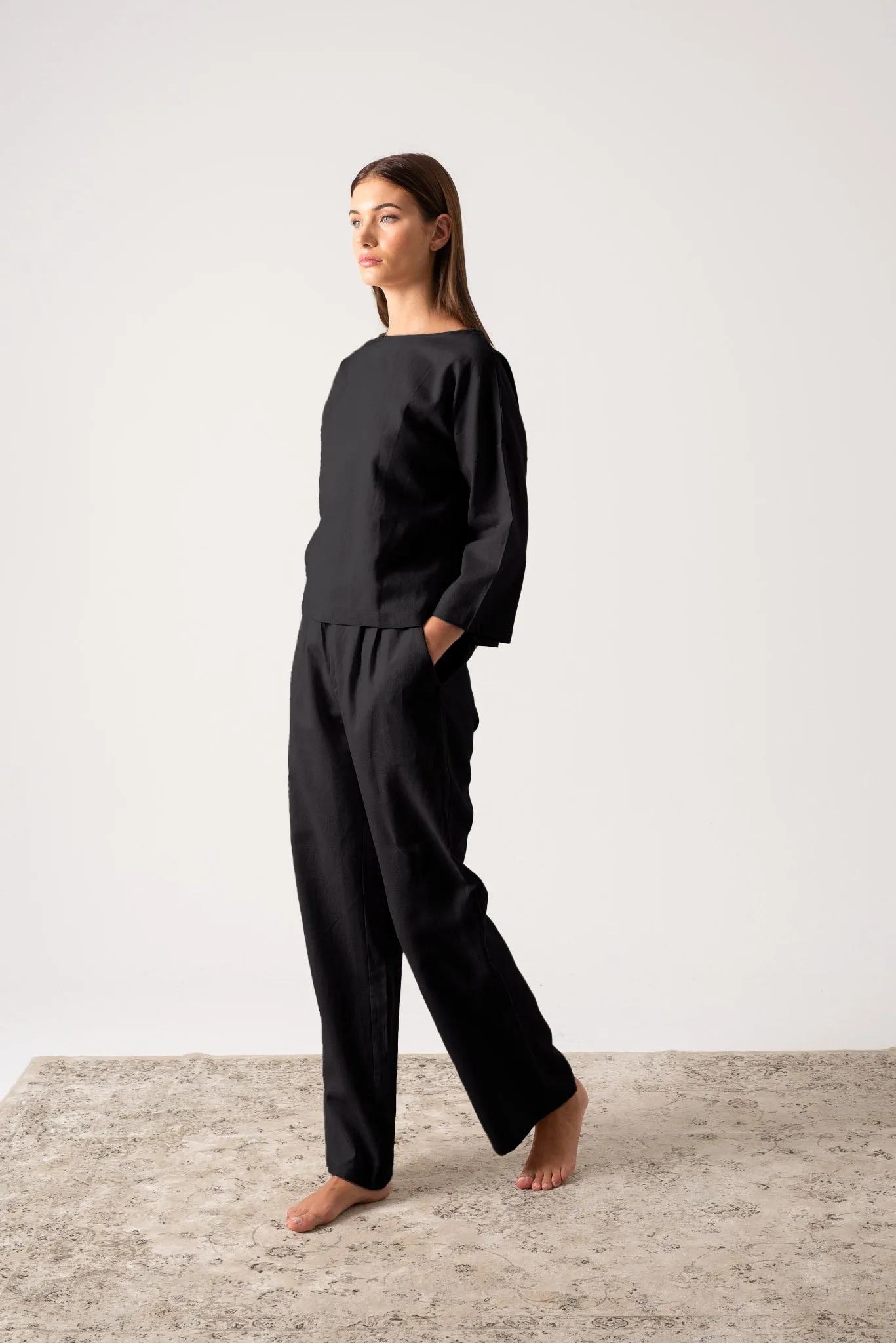 Xanthe Linen Top Black